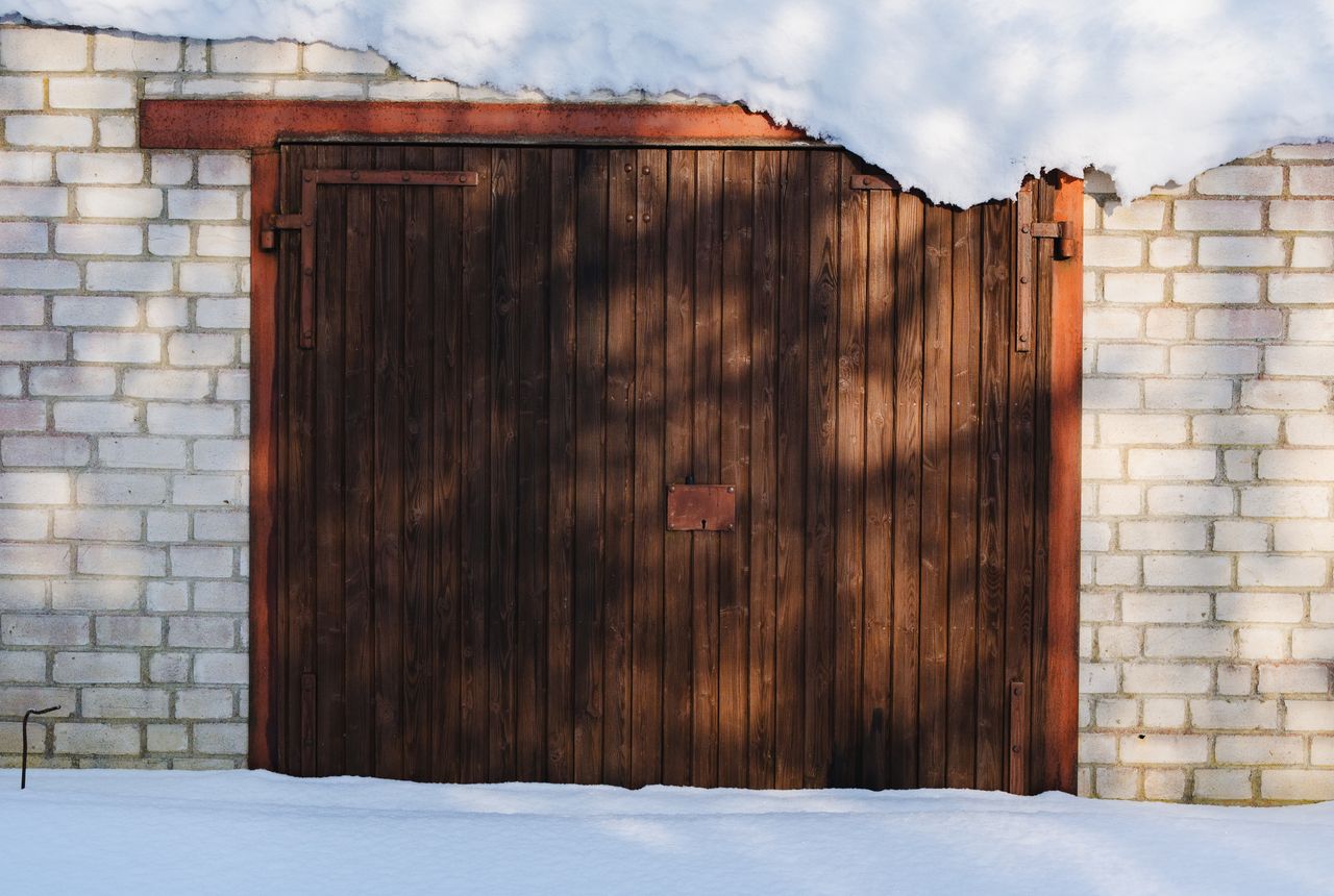 Garage door service in Gainesville, GA